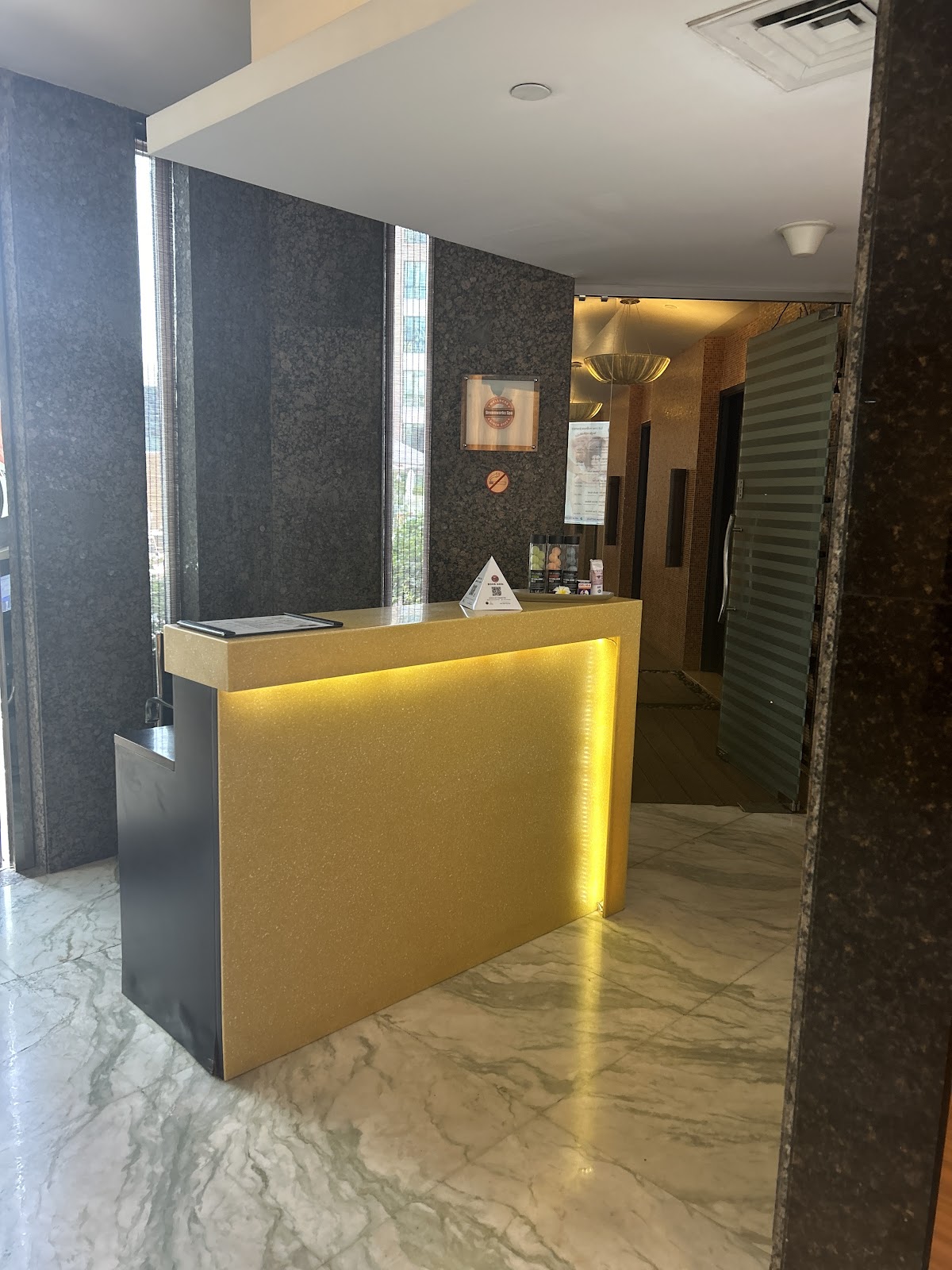 Dreamworks Spa - Radisson Blu Media City — photo 1