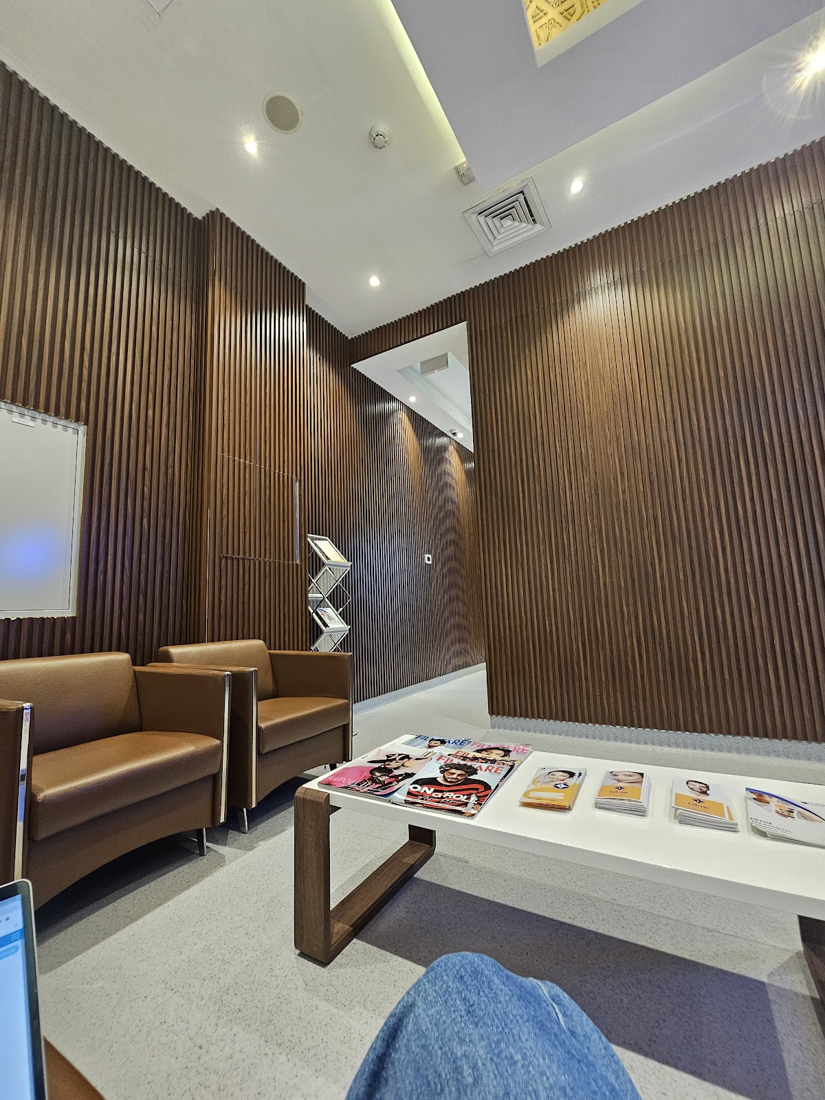 Glow Aesthetics Dermatology Clinic — photo 4