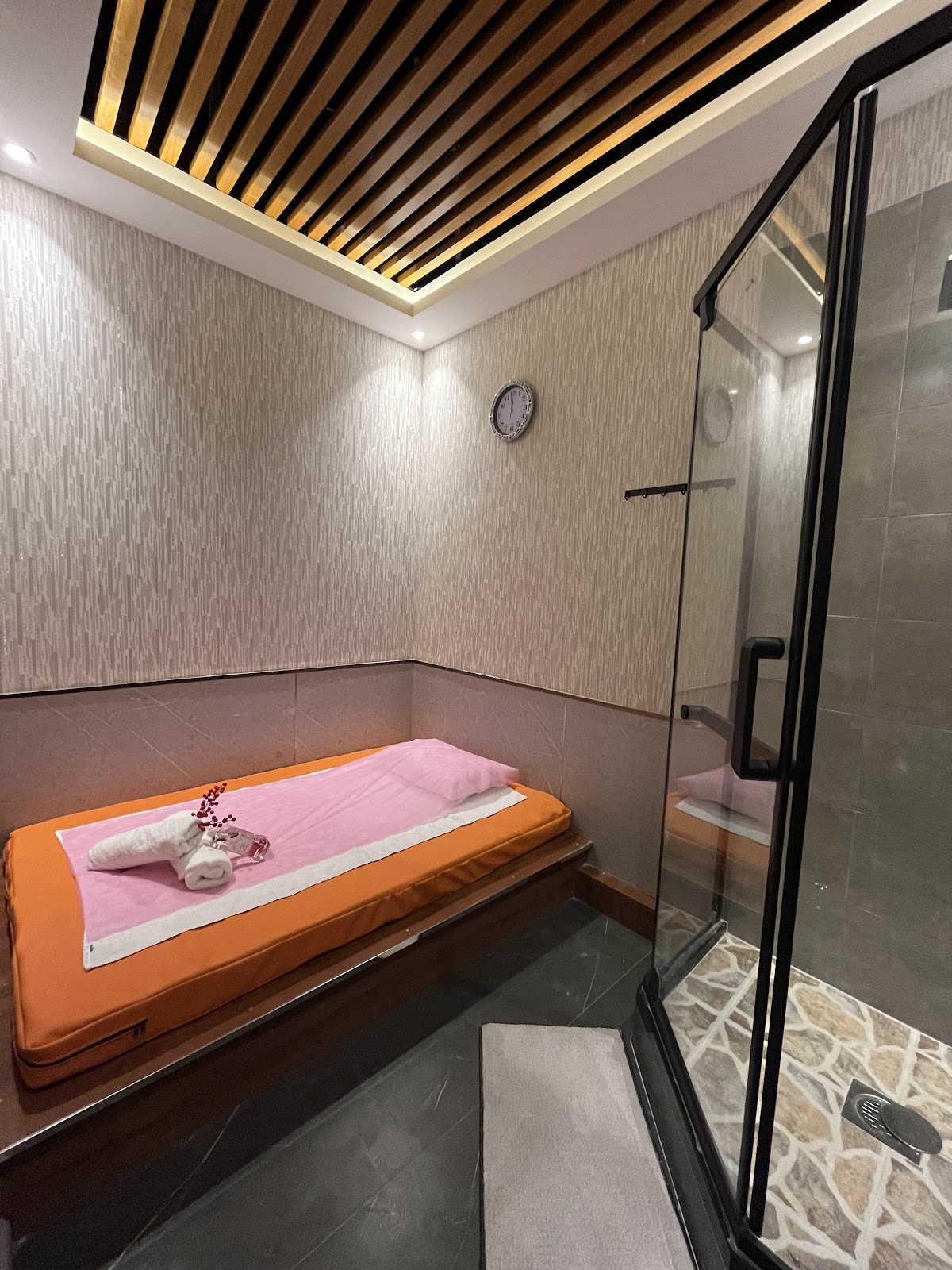 Golden Queen Massage Spa — photo 3