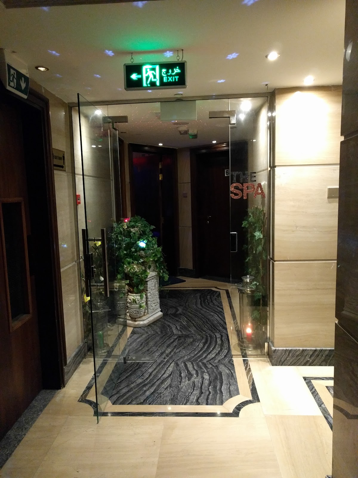Golden tower massage — photo 2