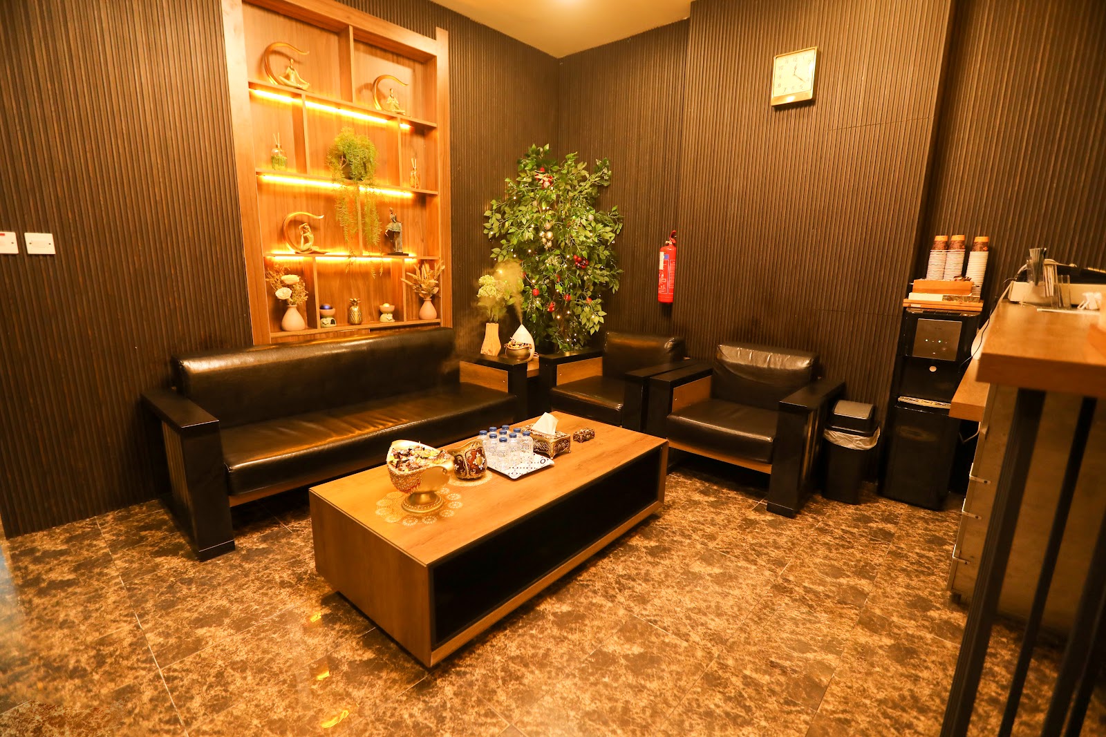 Impressive Spa in Marina — photo 3