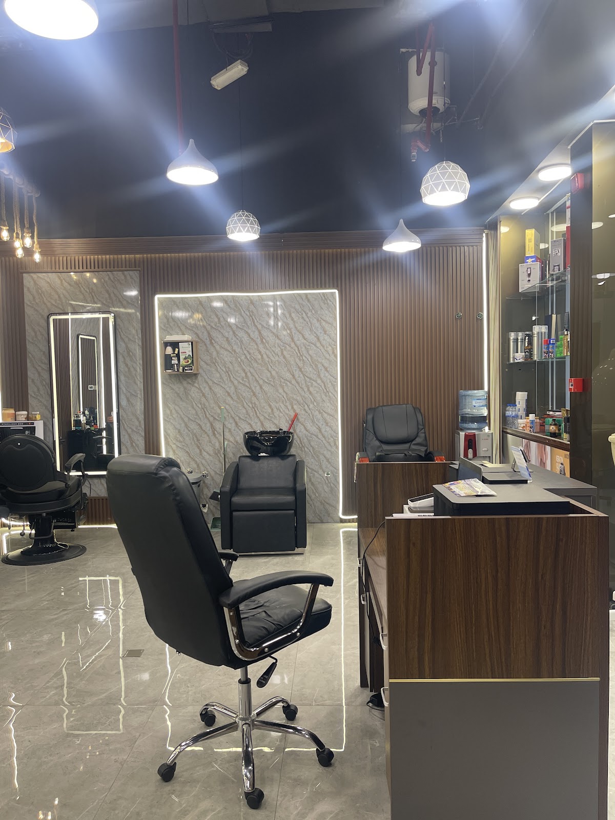 Malik Al Fakhama Salon & Spa — photo 2