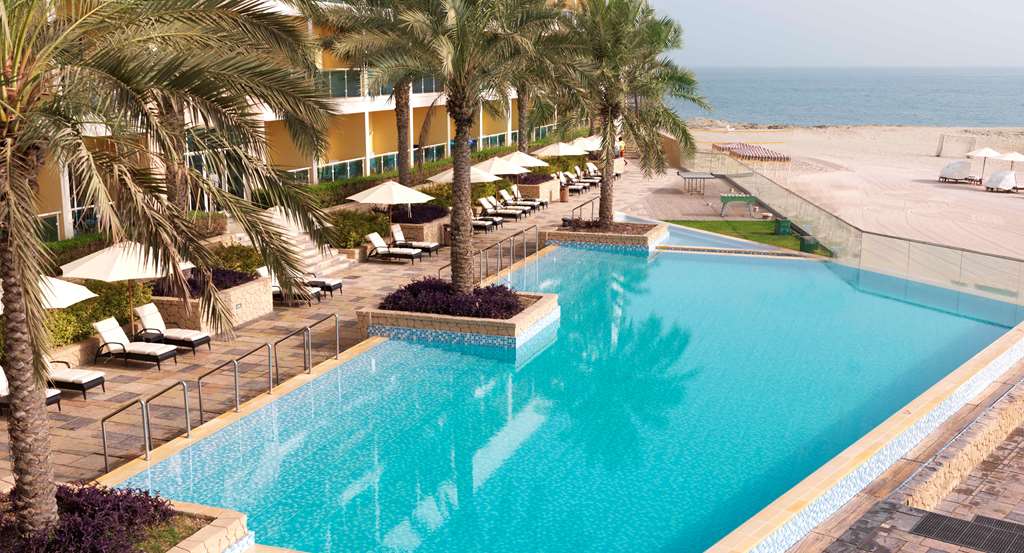 Radisson Blu Resort, Fujairah — photo 1