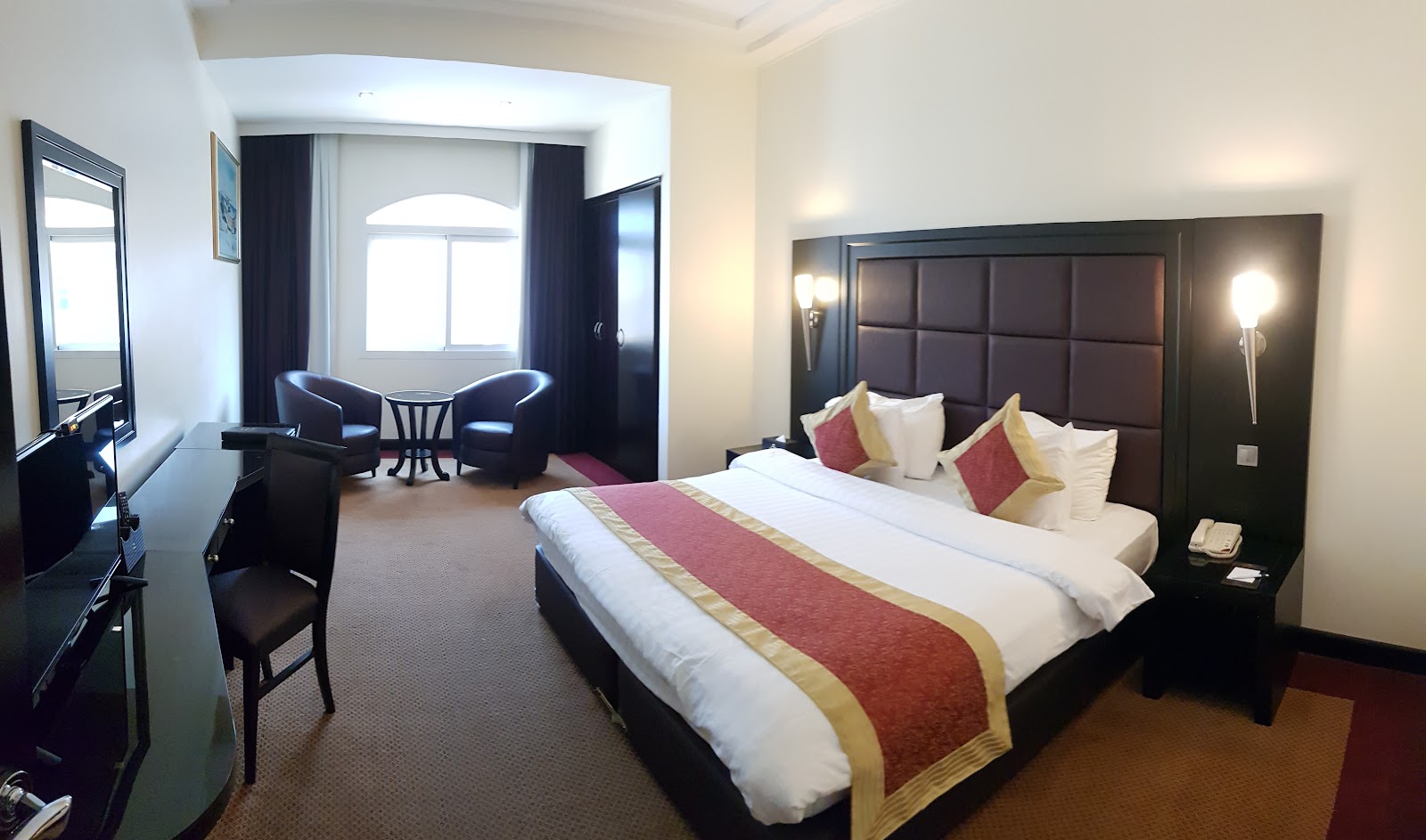 Royal Beach Hotel & Resort — photo 2