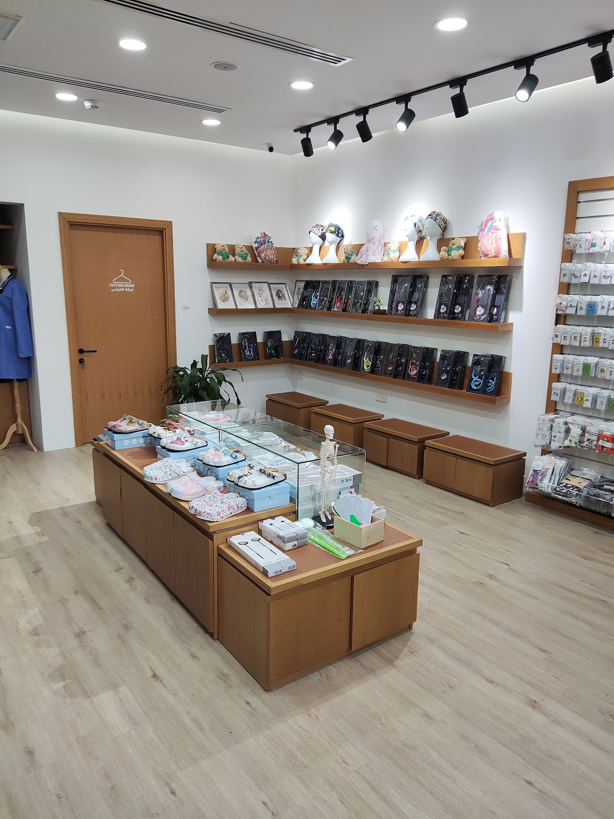 Scrubs & Clogs - ِDubai سكربز أند كلوقز — photo 3