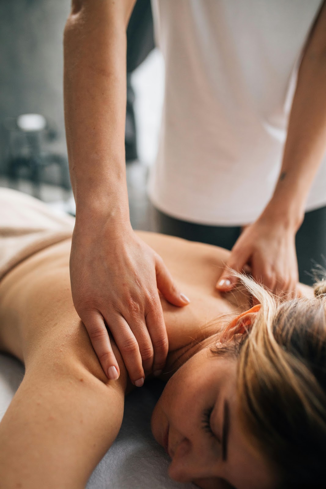 Veloura Home Massage and Wellness — photo 2